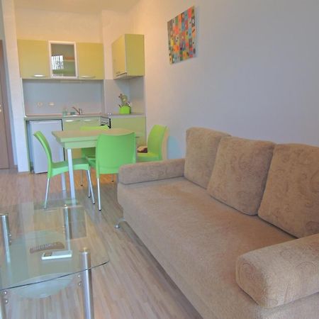 Apartments In Relax Complex Fantasy Hisarya Habitación foto
