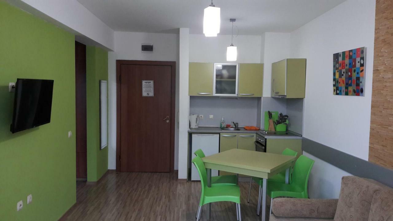 Apartments In Relax Complex Fantasy Hisarya Exterior foto